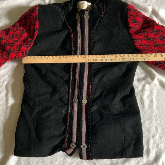 Vintage Nordic SCANDINAVIAN Hand-Embroidered Wool Coat by Samii. GAY ELLIS - Picture 11 of 13